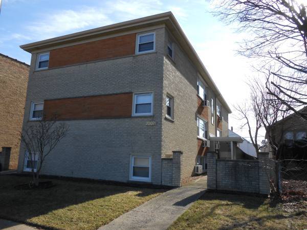 Primary Photo - 7007 W Irving Park Rd