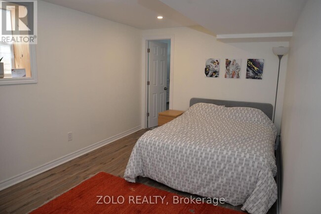 Building Photo - 32 Amberview Dr