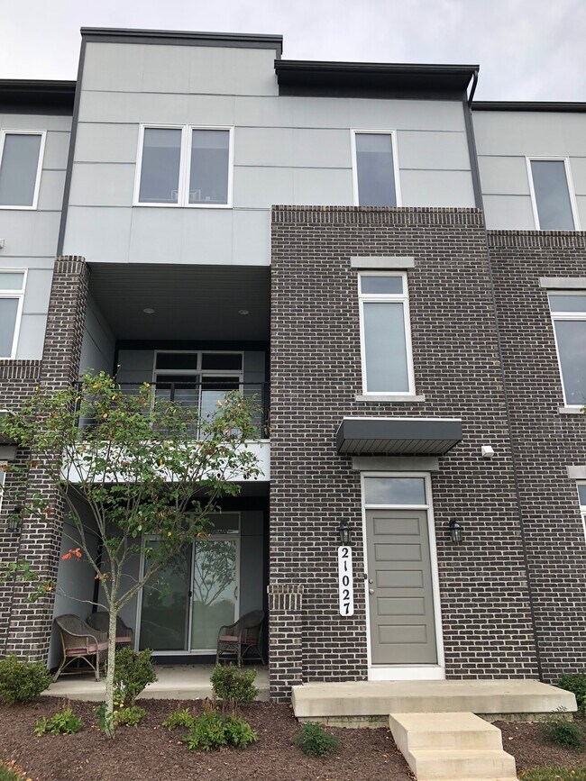 Building Photo - 21027 Ashburn Heights Dr