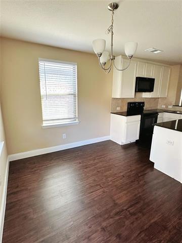 Foto del edificio - 1210 Mount Olive Ln