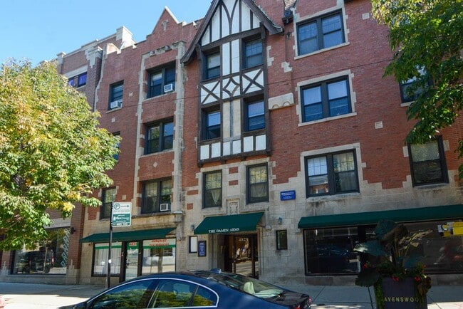 Building Photo - 4842 N Damen Ave