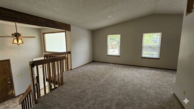 Foto del edificio - 5060 Horseshoe Bend St