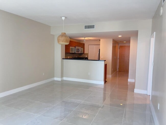 Photo - 253 NE 2nd St Apartment