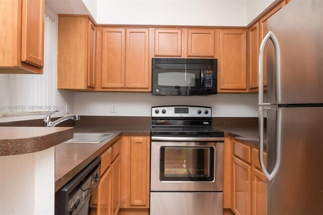 Building Photo - 7680 Westwood Dr