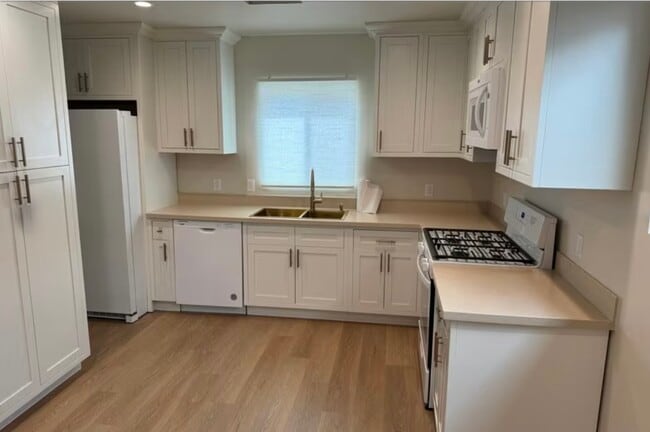 Foto del edificio - 1676 259th St