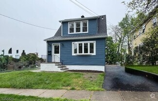 Building Photo - 22 S Mountain Ave