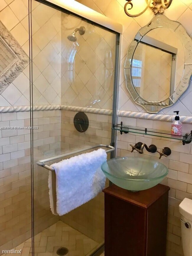 Foto del edificio - 3 br, 2 bath House - 620 NE 170th St