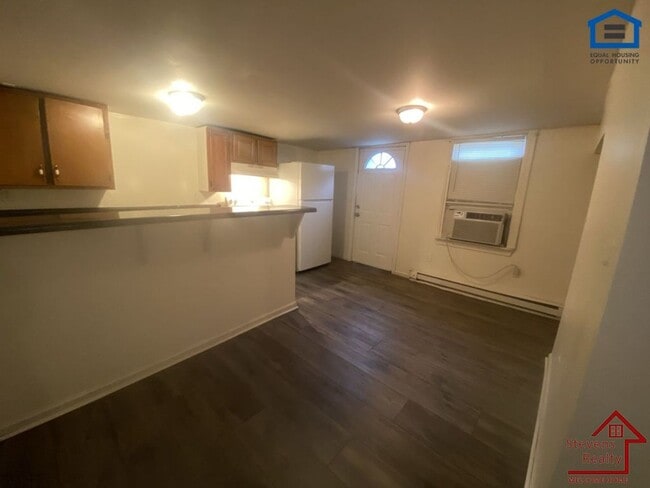 Foto del edificio - 4324 Grand Ave