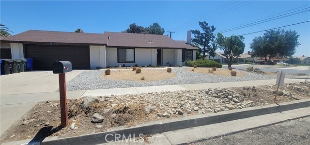 Building Photo - 2403 N Teakwood Ave