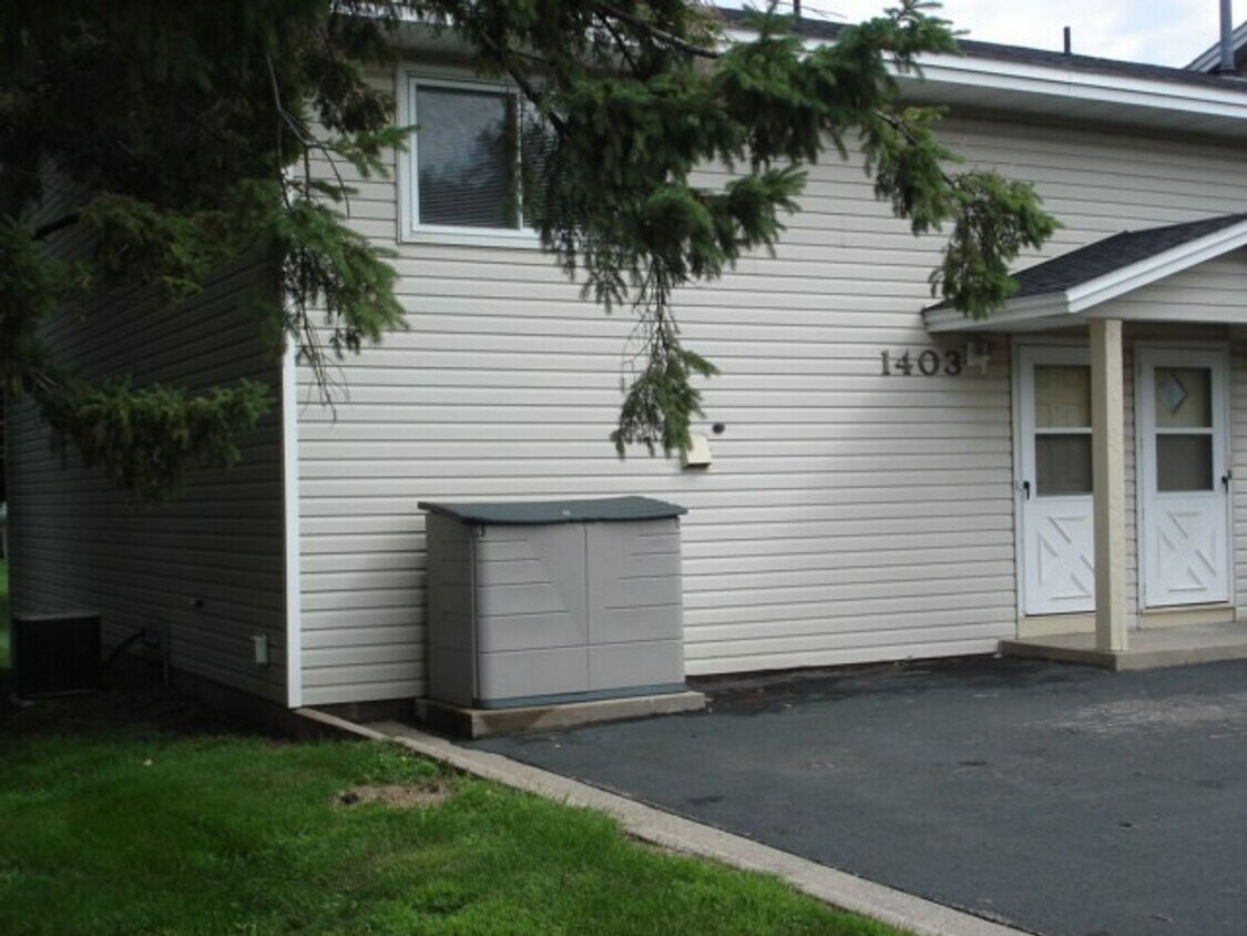 1403 4th Ave E, Shakopee, MN 55379 Townhome Rentals in Shakopee MN
