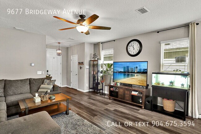 Foto del edificio - 9677 Bridgeway Ave