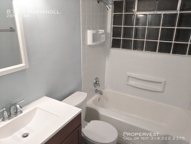 Foto del edificio - 8713 Maryknoll Ave