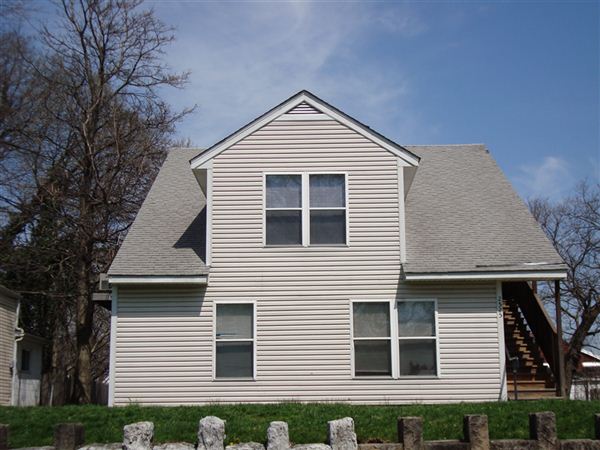 Building Photo - 2525 Saint Xavier St