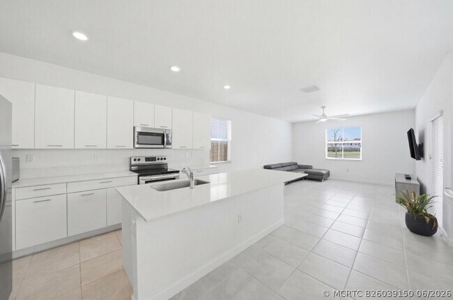 Building Photo - 2324 NW 130th St