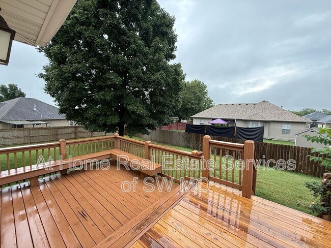 Foto del edificio - 2009 Cedarwood Ct