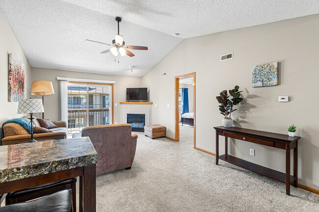 Living Room - 120 Cherry Ct