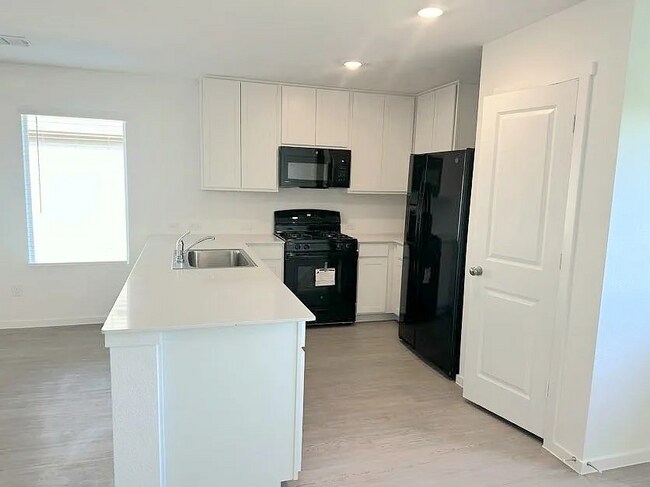 Foto del edificio - 11329 Rodeo Dr