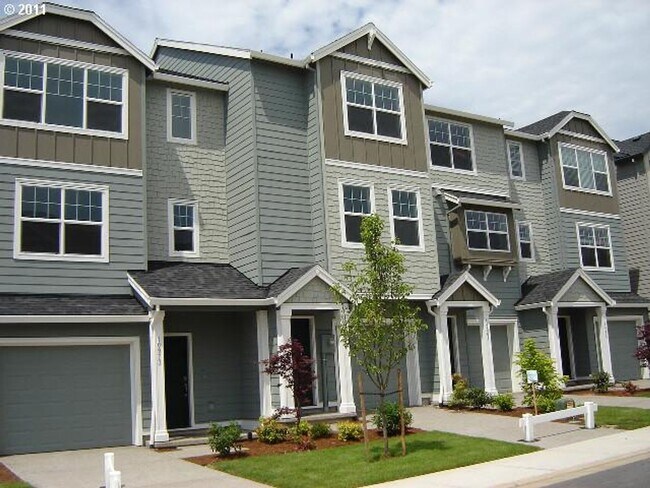 Foto del edificio - Beautiful 3 Bed, 3 Bath House in Tigard! F...