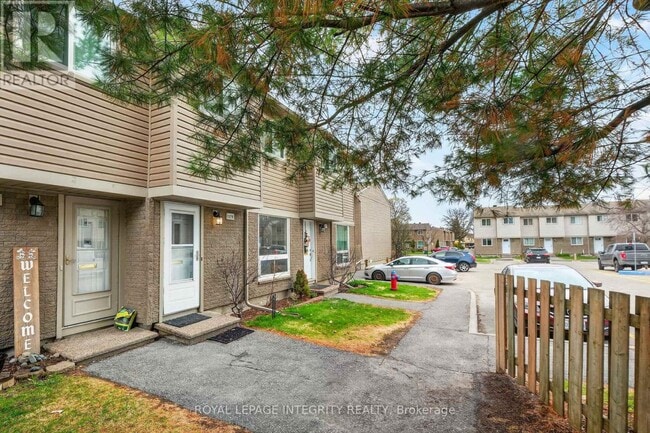 Building Photo - 1379 Perez Crescent