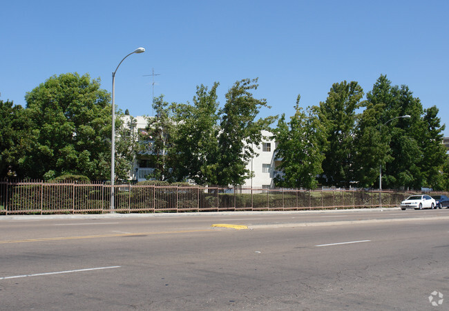Building Photo - St. Johns Plaza Apartments