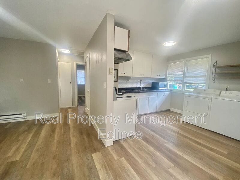 Primary Photo - 6731 104th Ave NE