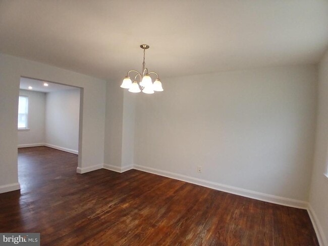 Foto del edificio - 2707 Edison Hwy