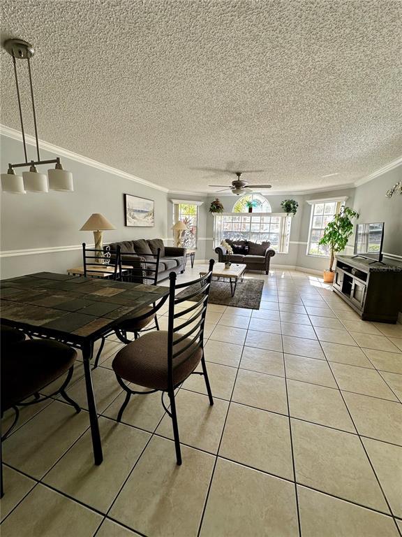 Foto del edificio - 5012 Laguna Bay Cir