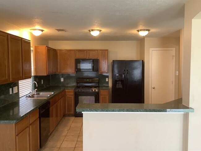 Building Photo - 1423 Hunter Green Ln