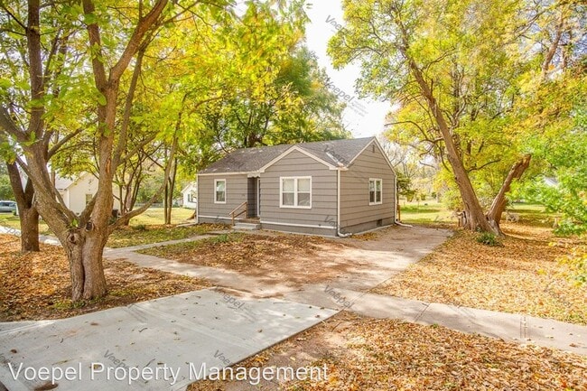 Building Photo - 2 br, 1 bath House - 910 Main St.