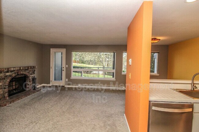 Foto del edificio - 12709 Northeast 116th Street