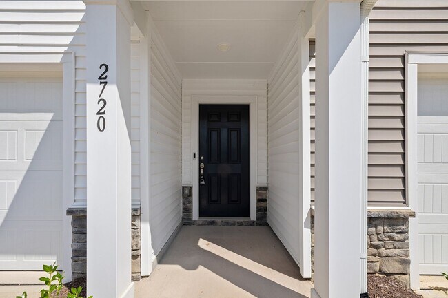 Foto del edificio - **Spacious 3bd/3ba Townhome in Raleigh**