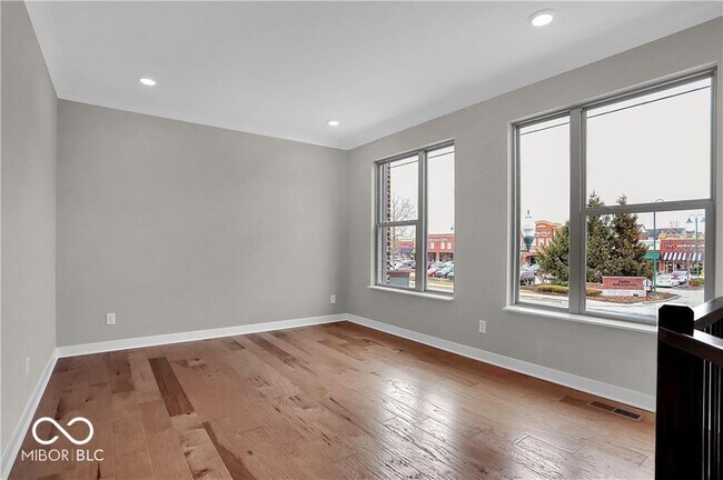 Building Photo - 13346 Saxony Blvd W