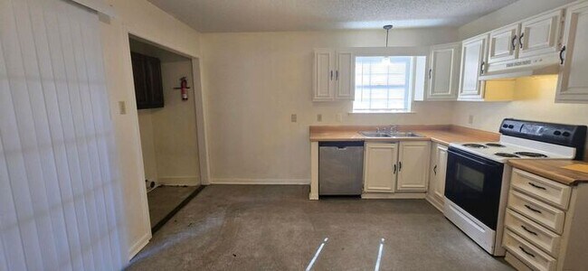 Foto del edificio - Available! 2 Bedroom 1 Bath Close to Everything! Longview, TX!