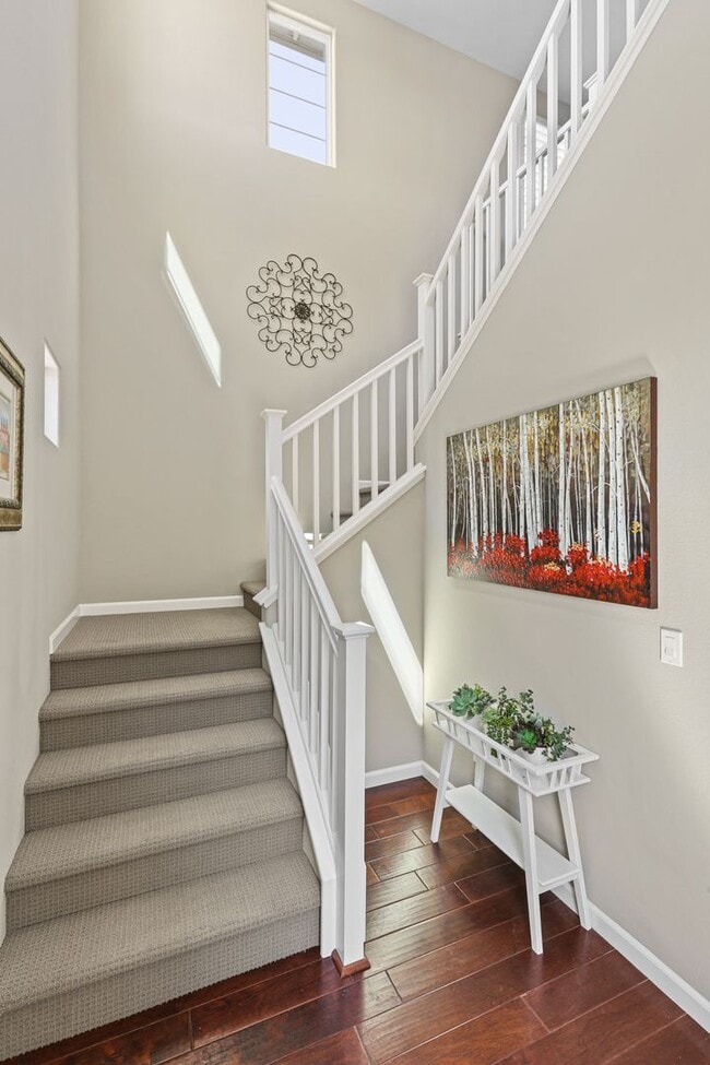 Building Photo - Immaculate single owner home in Natomas w/generous open layout