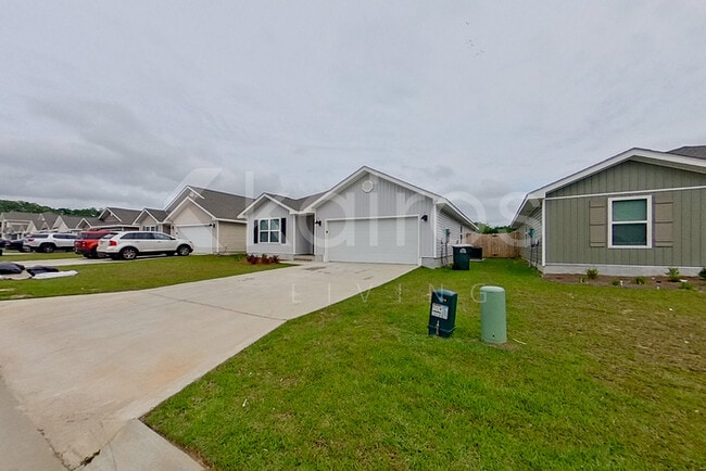 Building Photo - 123 Swallowtail Ln
