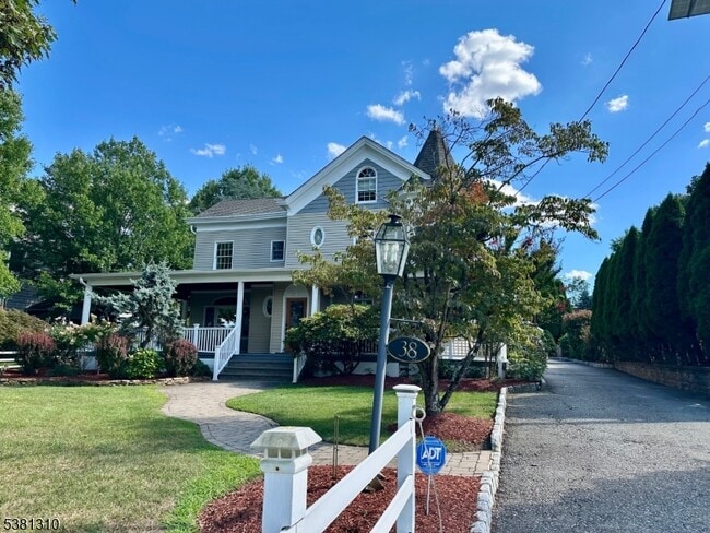 Building Photo - 38 Totowa Rd