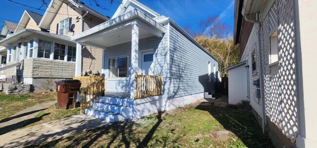 Foto del edificio - 512 Earle Ave