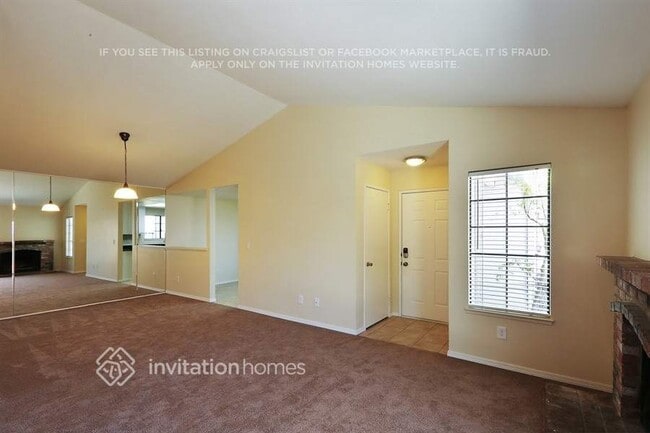 Building Photo - 115 Pico Pl