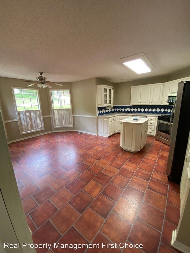Building Photo - 3 br, 2 bath House - 5500 Hardscrabble Way
