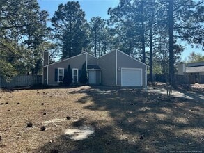 Building Photo - 6915 Skyhawk Dr