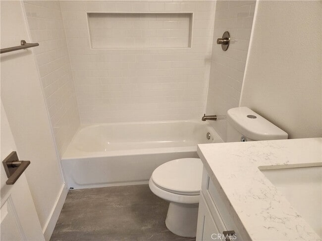 Building Photo - 9731 Joyzelle Dr