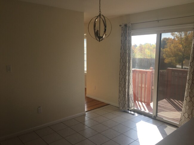 Foto del edificio - Tremendous Twin Home!