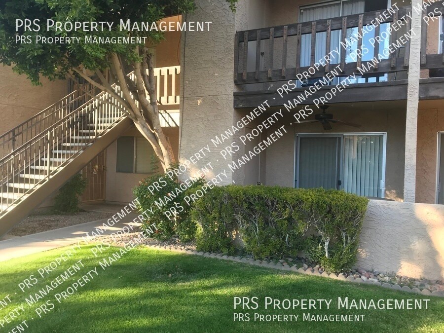 Foto principal - 520 N Stapley Dr