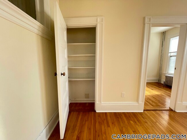 Foto del edificio - 2 Ware St