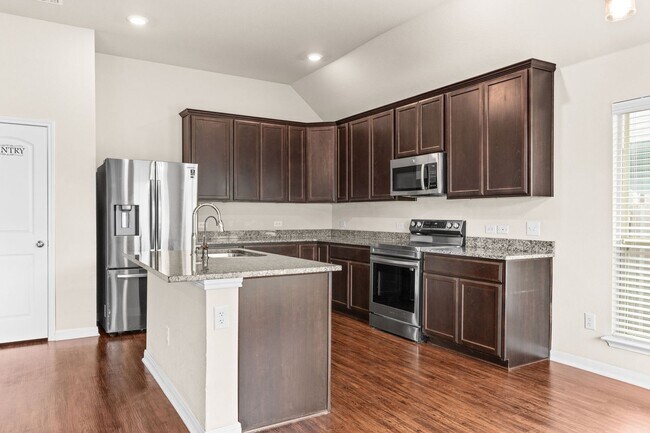 Foto del edificio - 3 Bedroom 2 bath in La Pointe Community