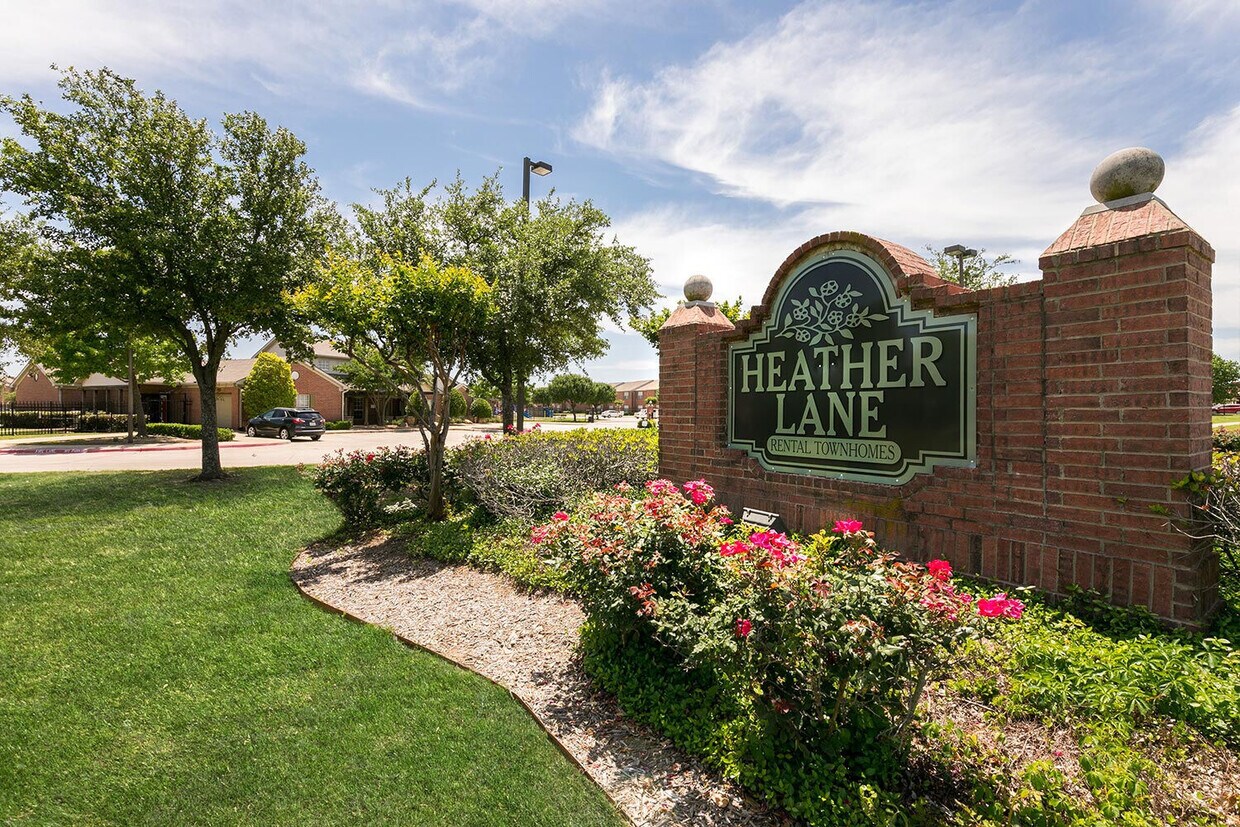 HEATHER LANE Townhomes for Rent Terrell, TX
