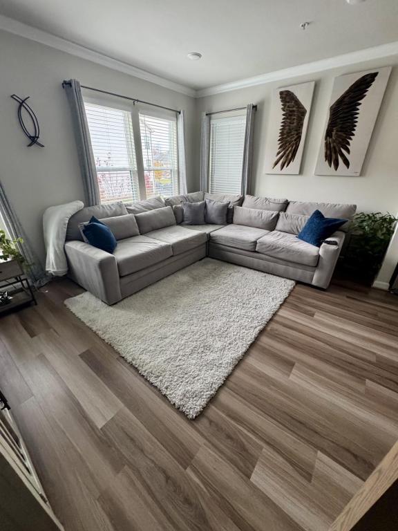 Foto del edificio - 211 Narrowleaf Way