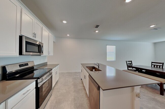 Foto del edificio - 1835 Flourish Ave