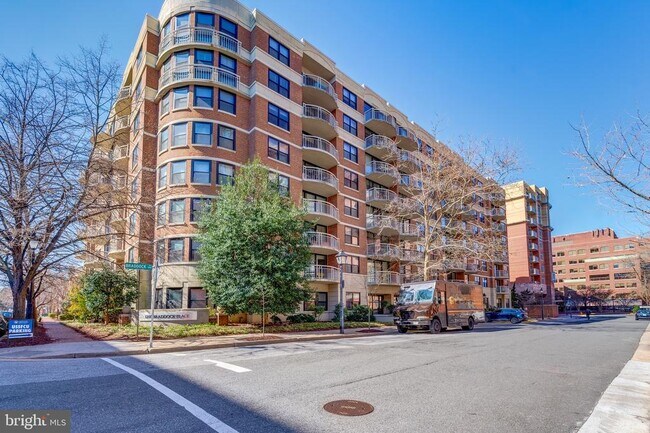 Foto del edificio - 1200 Braddock Pl