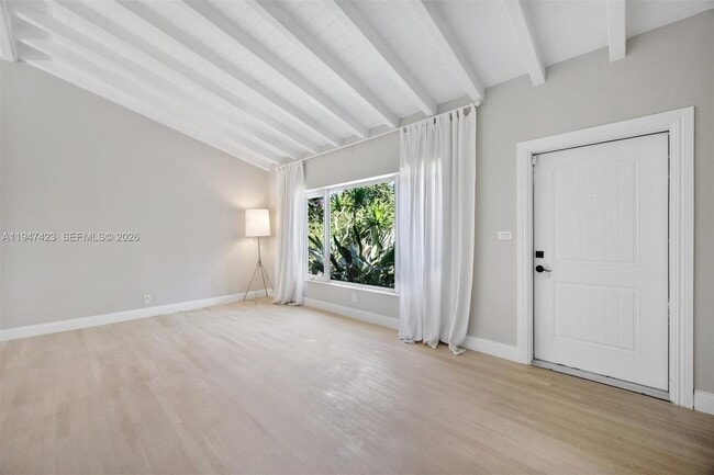 Building Photo - 11270 NE 9th Ave